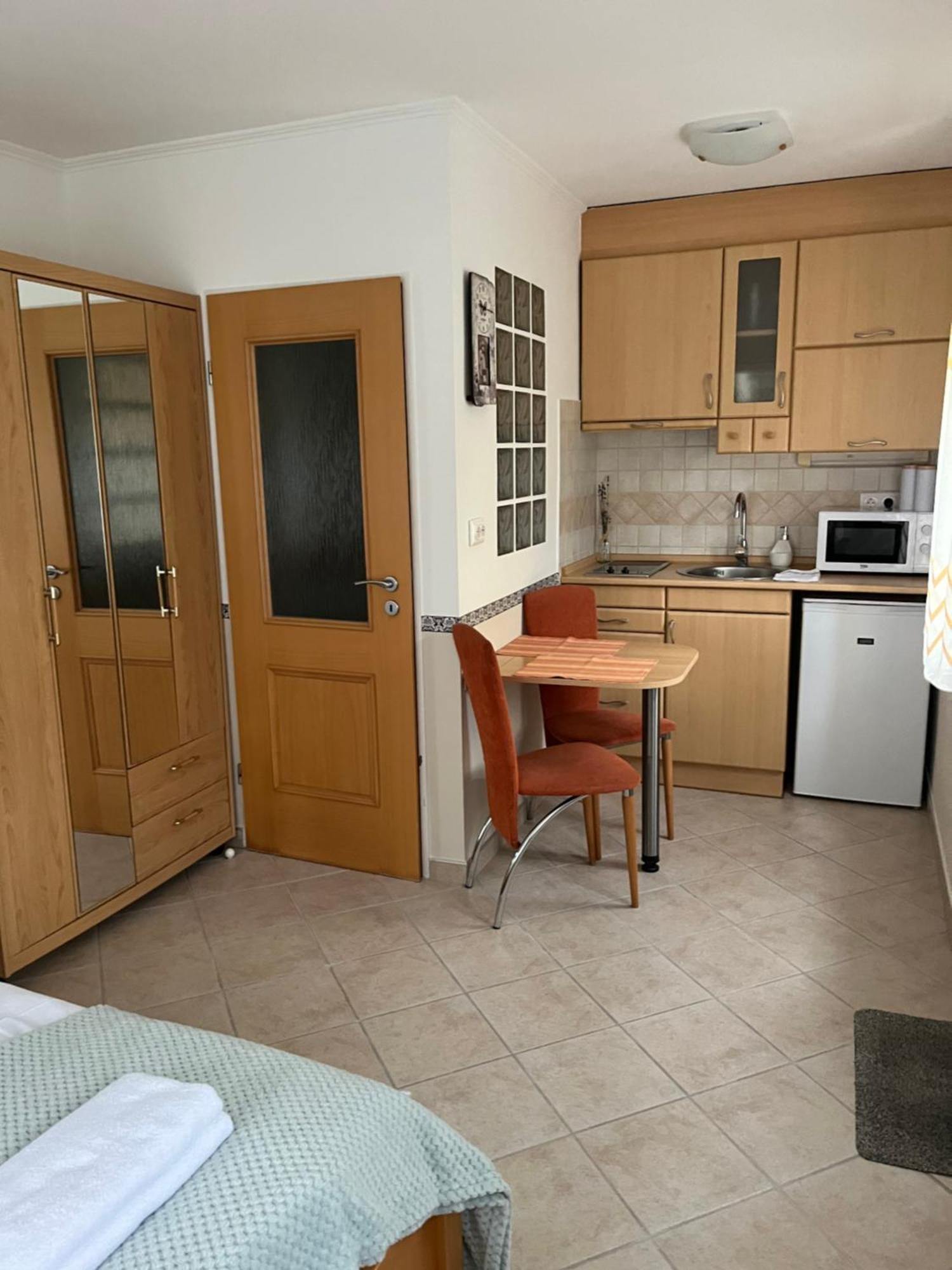 Reka Apartmanhaz Apartament Bük